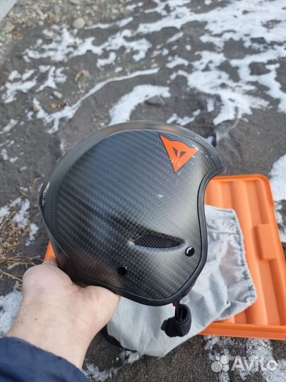 Горнолыжный шлем