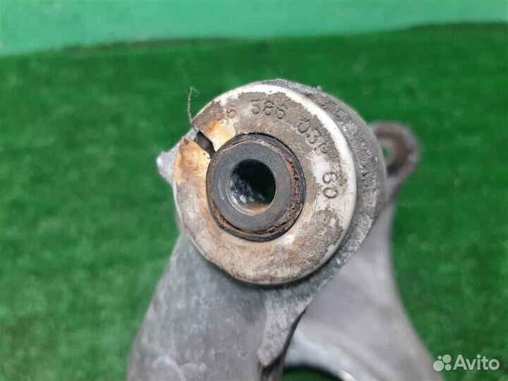 Кронштейн амортизатора переднего правого Peugeot