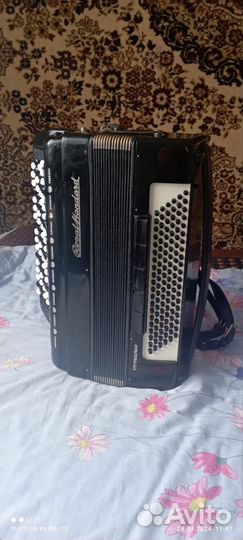 Баян