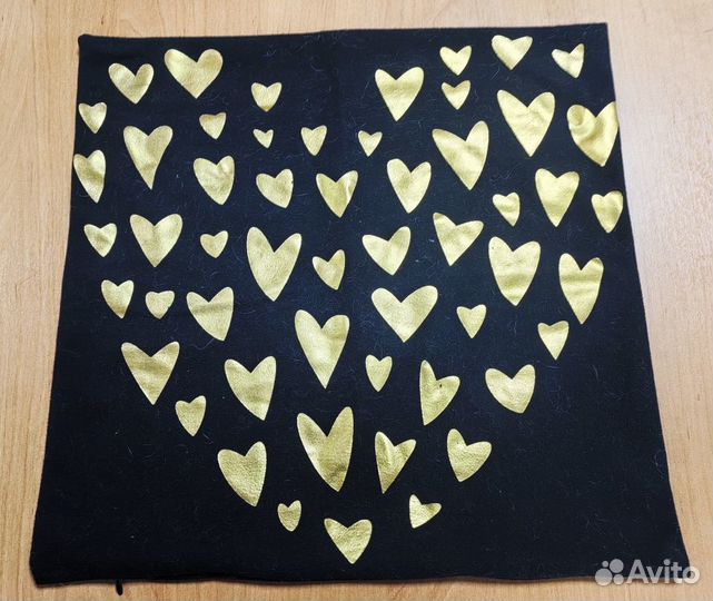 Наволочки декоративные 4242, черные с золотым прин