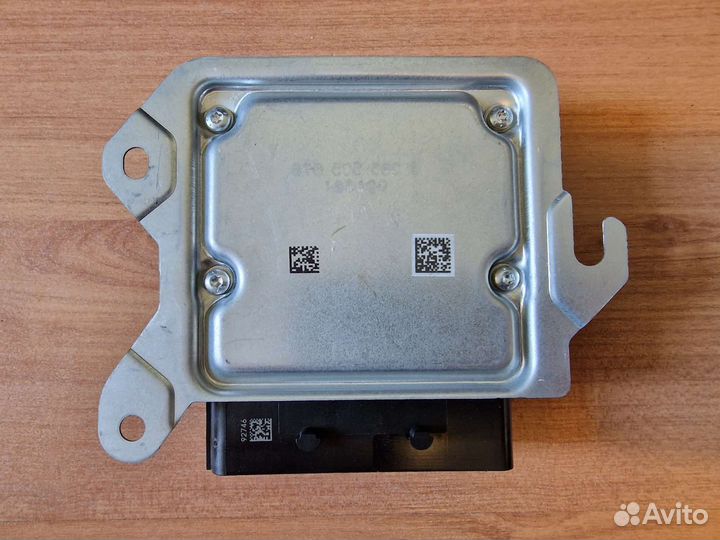 Блок управления airbag Тигуан 2