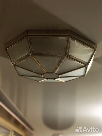 Светильник потолочный
