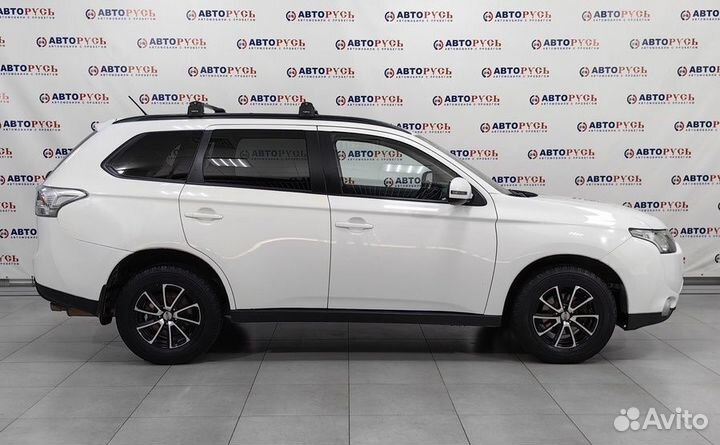 Mitsubishi Outlander 2.4 CVT, 2014, 235 310 км