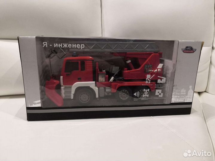 Пожарная машина на пульте управления