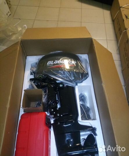 Лодочный мотор Gladiator G 30 FHS