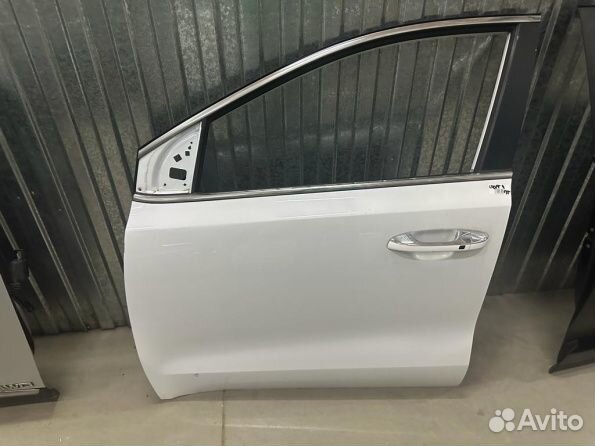 Передняя дверь Киа Спортейдж 4
