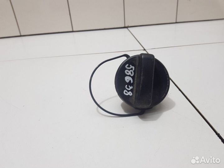 Крышка заливной горловины топливного бака