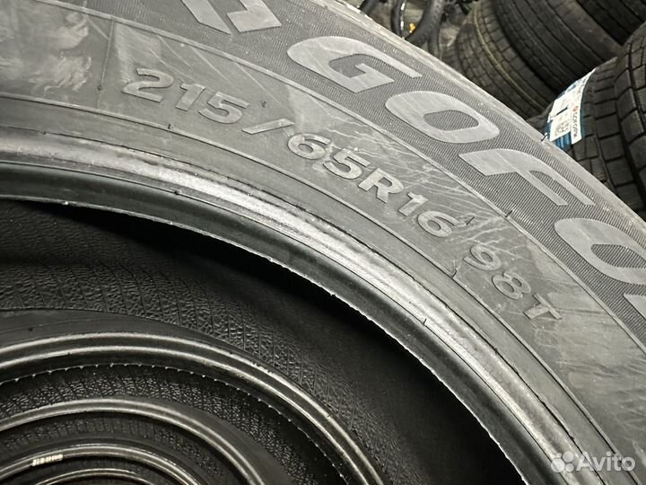 Goform W705 215/65 R16 98T