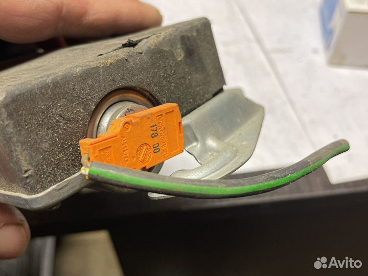 Подушка безопасности передняя левая W220