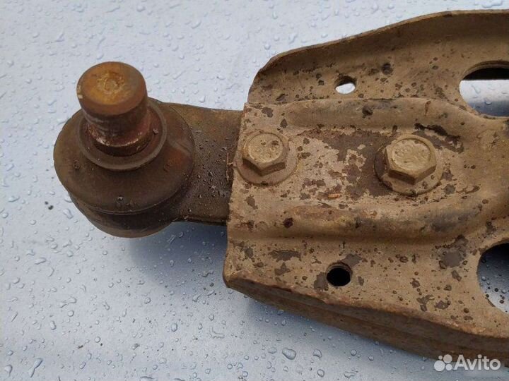 Рычаг передний правый Audi 80 B3 1990