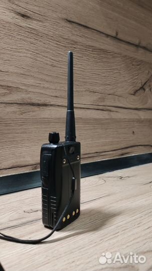 Рация Kenwood TH-F5 с тангентой