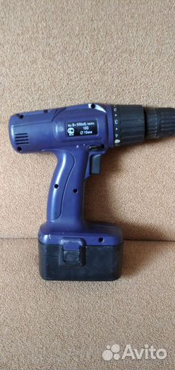 Продам шуруповерт