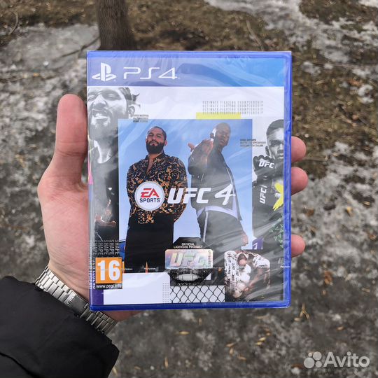 Диск с игрой на PS4 и PS5 UFC 4 Новый /выкуп