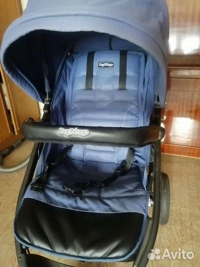 Коляска прогулочная peg perego