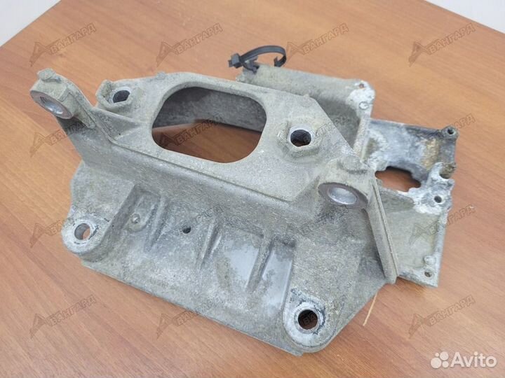 Кронштейн опоры кпп Nissan Tiida C11 2004-2014