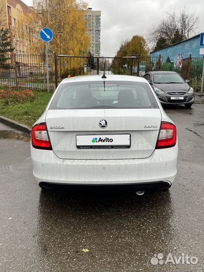 Skoda Rapid 1.6 AT, 2018, 270 000 км