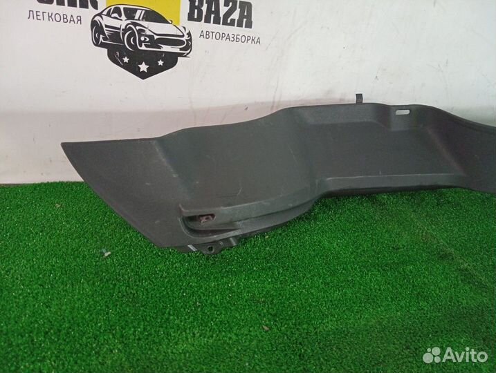 Обшивка багажника задняя правая R Renault Megane