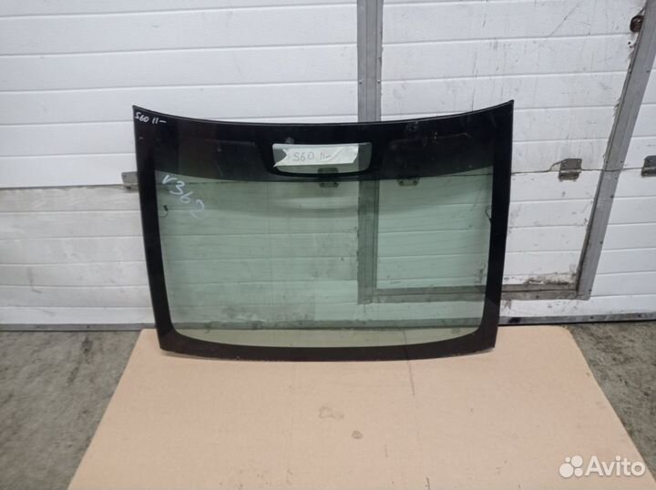 Volvo S60 2010-2016 стекло заднее 31385406