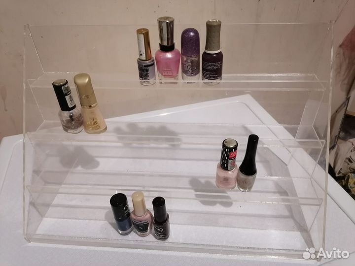 Акриловая полочка для косметики