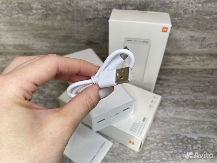 Повербанк Xiaomi 30000 mAh с быстрой зарядкой