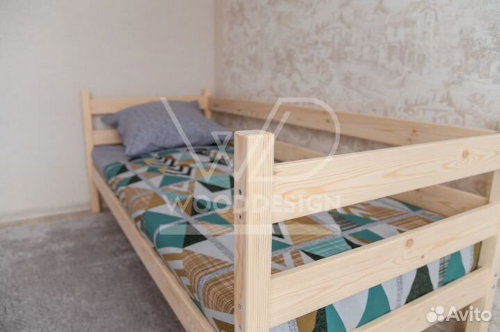 Кровать односпальная Софа из дерева