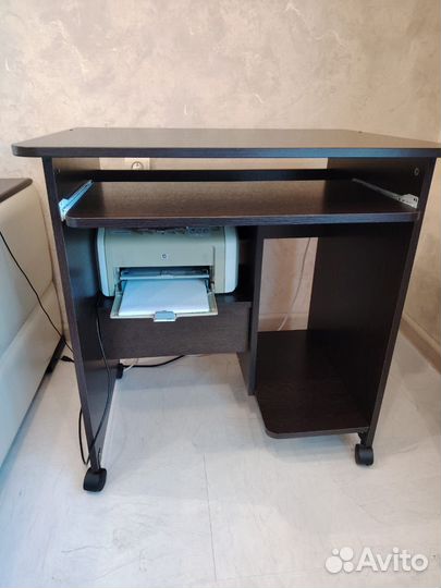 Компьютерный стол