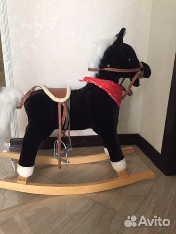 Качалка лошадь