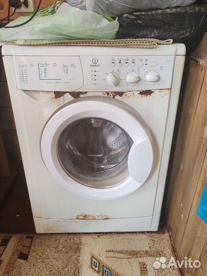Стиральная машина indesit