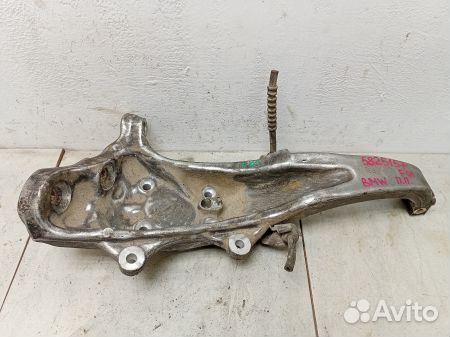 Кулак передний правый бмв