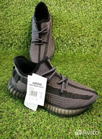 Кроссовки adidas