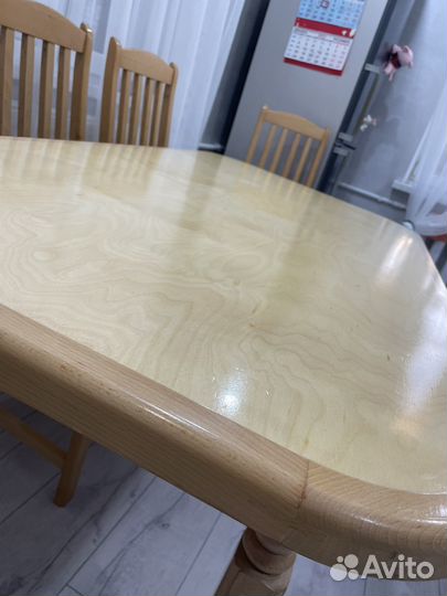 Стол кухонный со стульями