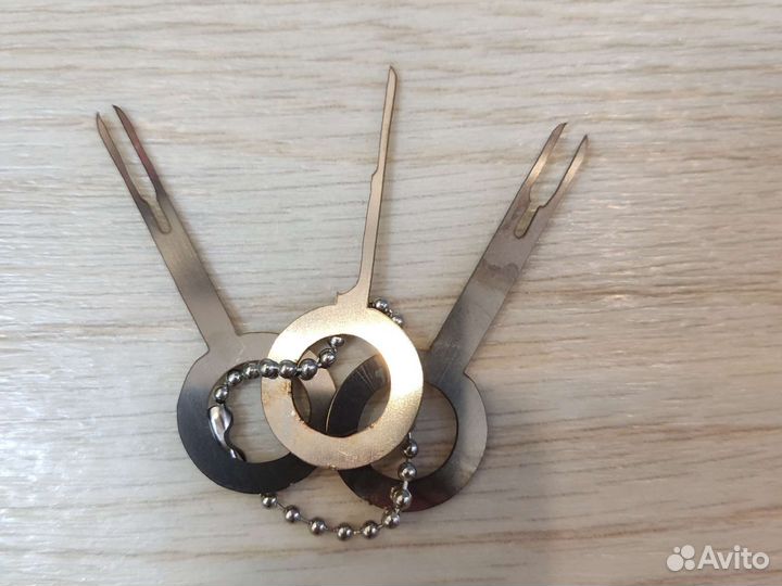 Ключи для разборки фишек