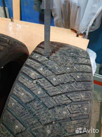 Goodyear UltraGrip Ice Arctic SUV 225/55 R18 102T