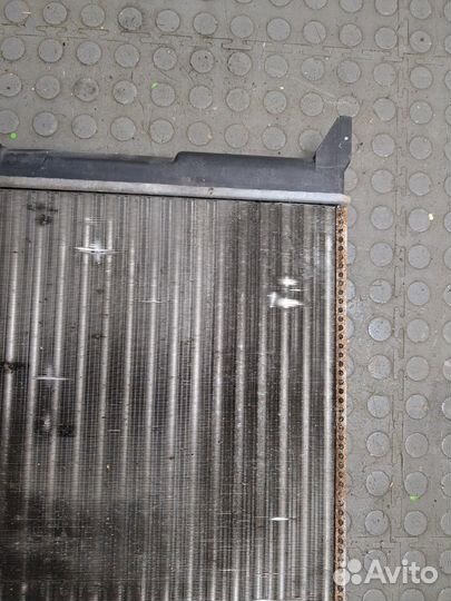 Радиатор охлаждения двигателя Audi 80 (B4)