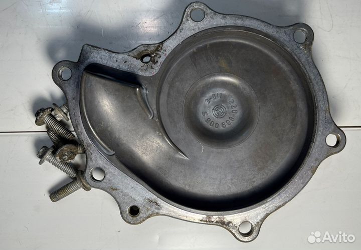 Задняя крышка помпы BMW E90 N46