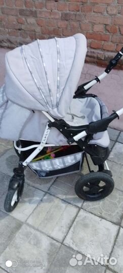 Коляска детская в комплекте, ванночка, шезлонг