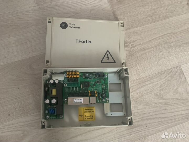 Коммутатор T Fortis PSW-1-45-WiFi