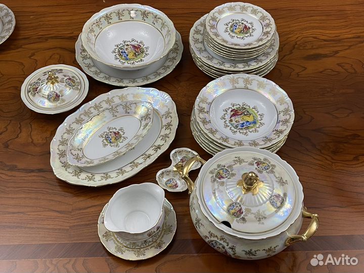 Набор столовой посуды Мадонна