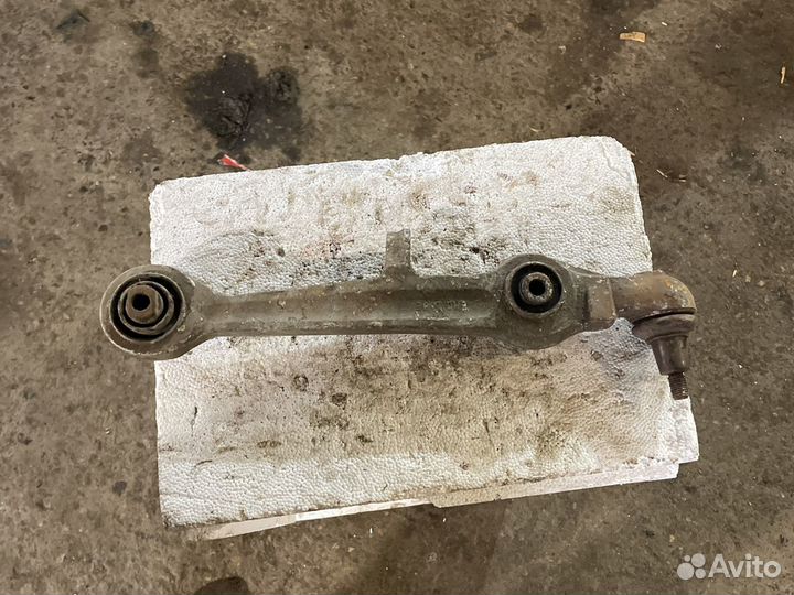 Рычаг правый передний Audi volkswagen b5