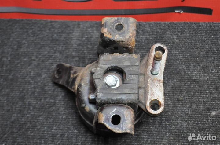 Подушка двигателя toyota RAV4 ACA21