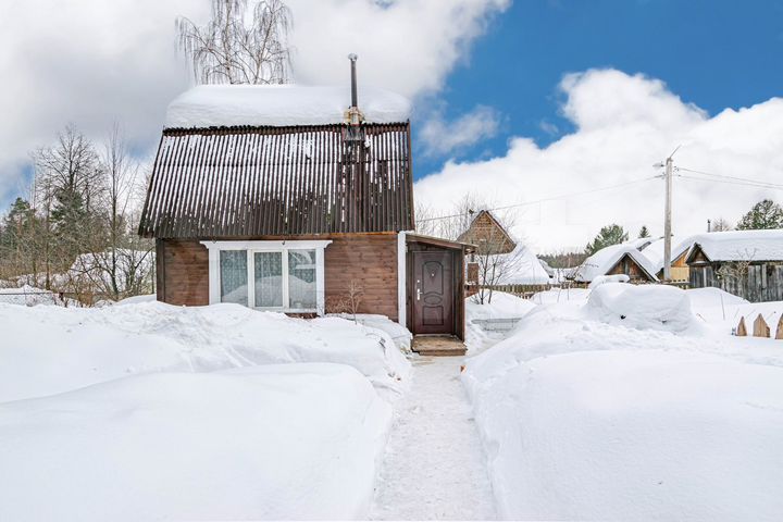 Дача 48 м² на участке 4,6 сот.