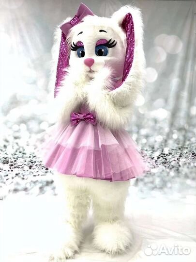 Зайка Ляля поздравит