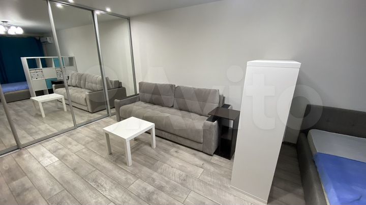 1-к. квартира, 42 м², 1/17 эт.