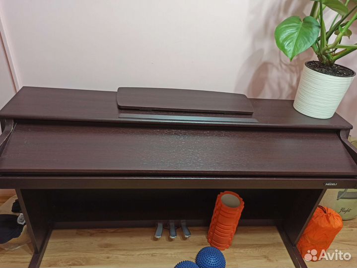 Цифровое пианино Medeli