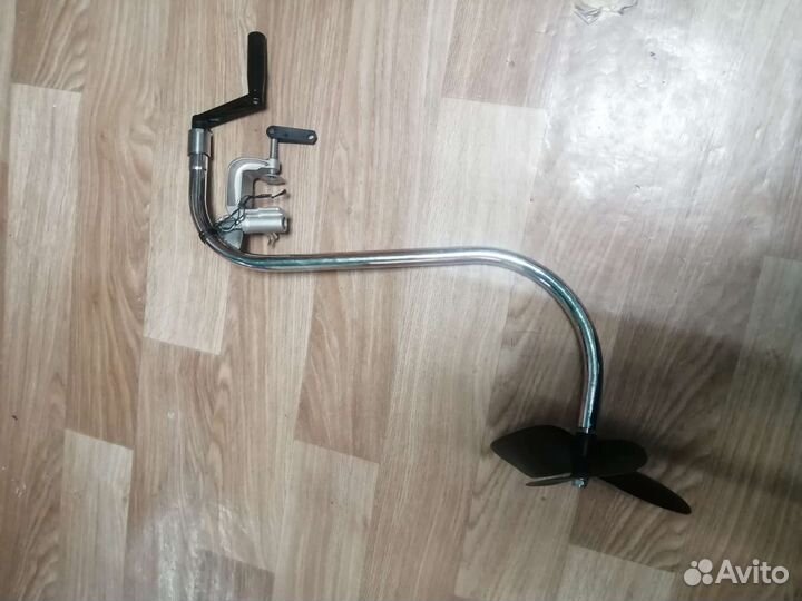 Лодочный мотор