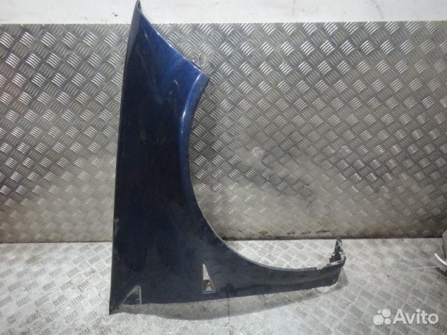 Крыло Megane 2 (03-09) пер R б\у с дефектом (арт. 7701477187)