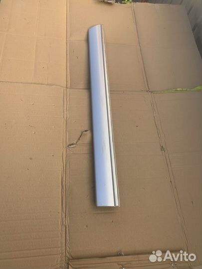 Молдинг задней двери Mercedes S 220