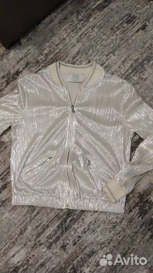 Кофта женская бомбер Bershka S