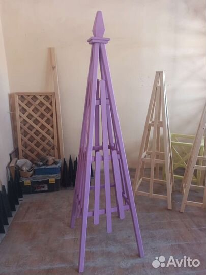 Опора, обелиск для вьющихся растений