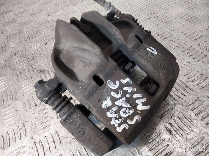 Суппорт левый передний Mitsubishi Space Star